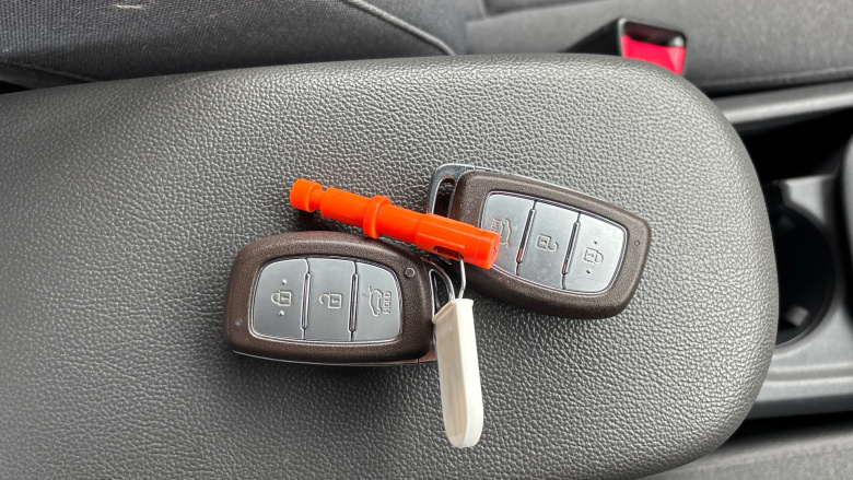 Hyundai IONIQ 1.6 GDi Hybrid 1st Edition 5dr DCT Hybrid Hatchback